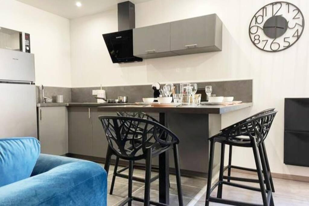 Cocon De Charline - Charme Et Elegance Dans Le Centre Appartement Montauban Buitenkant foto